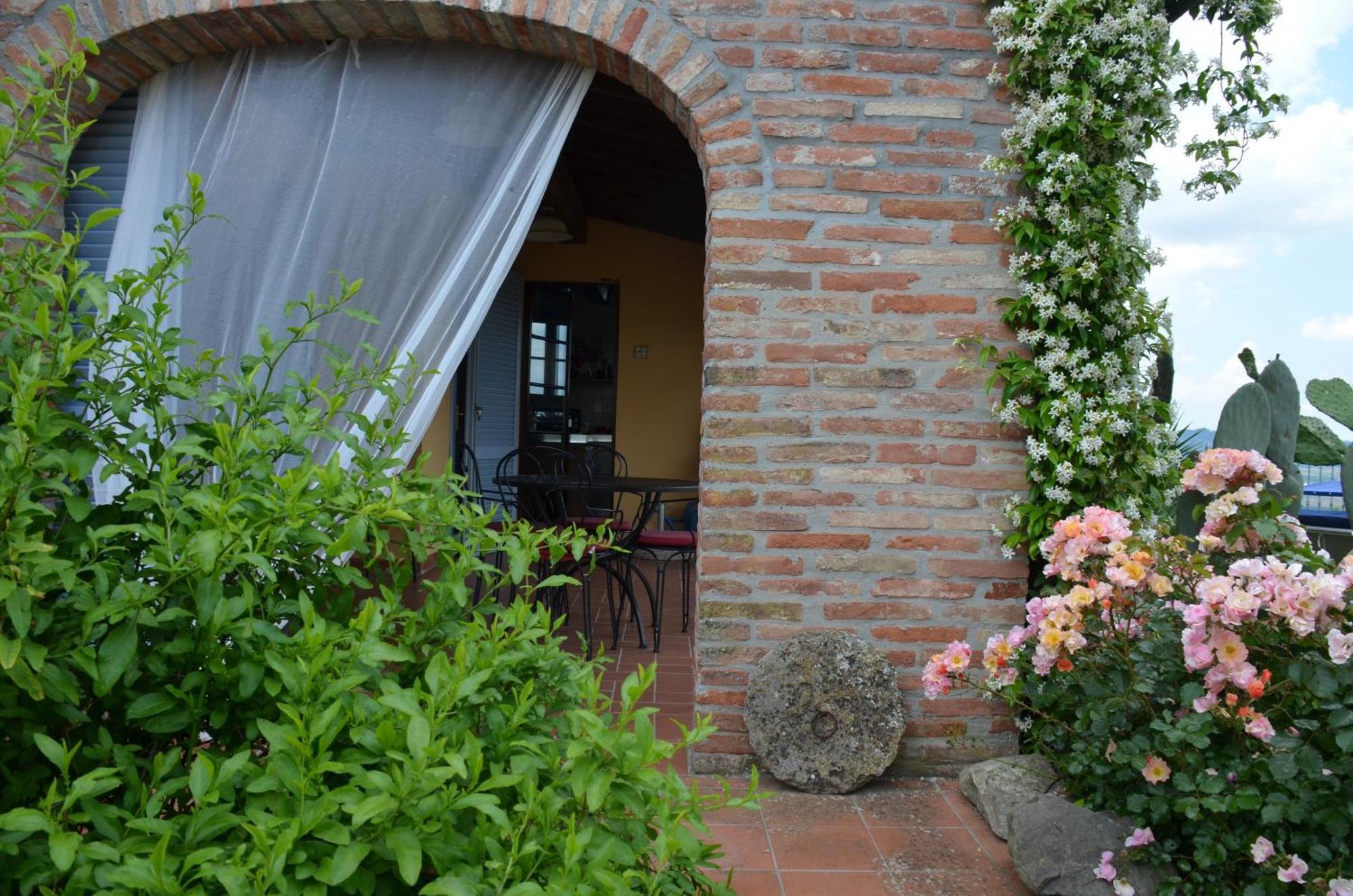 Apartmán Casa Magnolia Terricciola Exteriér fotografie